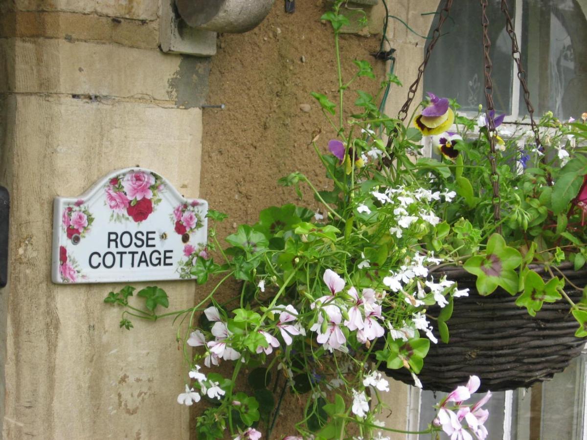 Rose Cottage Shipton Moyne Екстер'єр фото